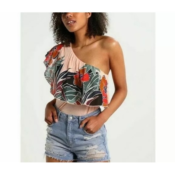 Free People Tops - FREE PEOPLE Annka Bubble Floral Top XS